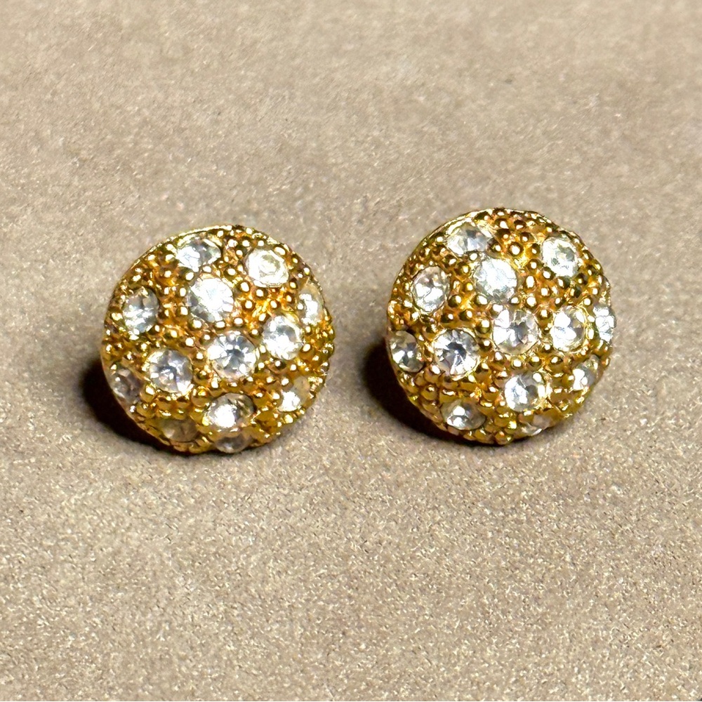Elegant Gold Stud Earrings